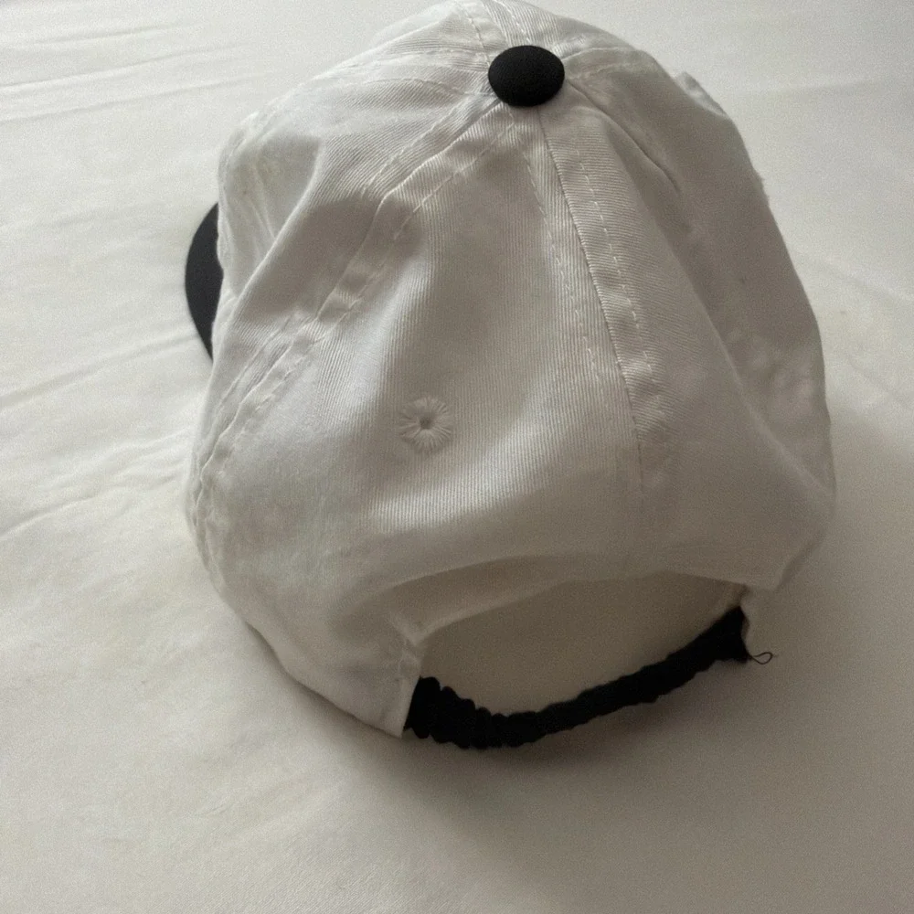 Winnie the‎ Pooh: The Many Adventures of Winnie the Pooh Adult White And Red Hat